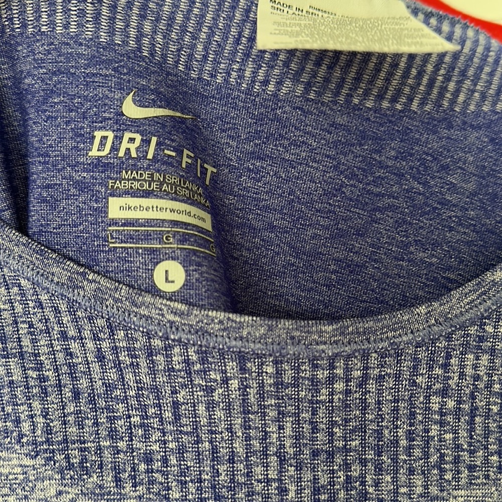 Nike DRI-FIT - Picture 2 of 6